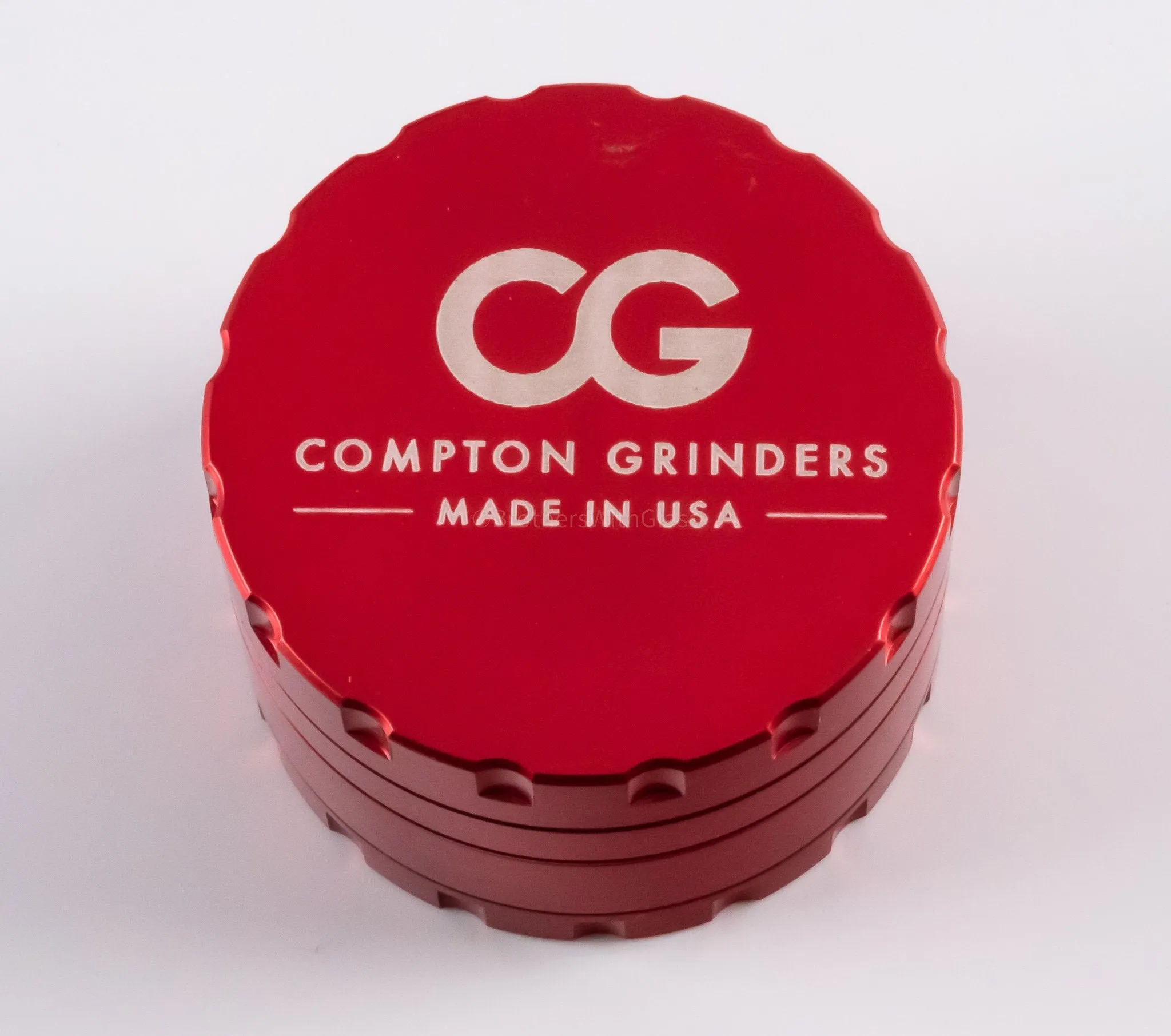 2 In Compton Grinders Small 4 Piece Grinder with Bonus Tool