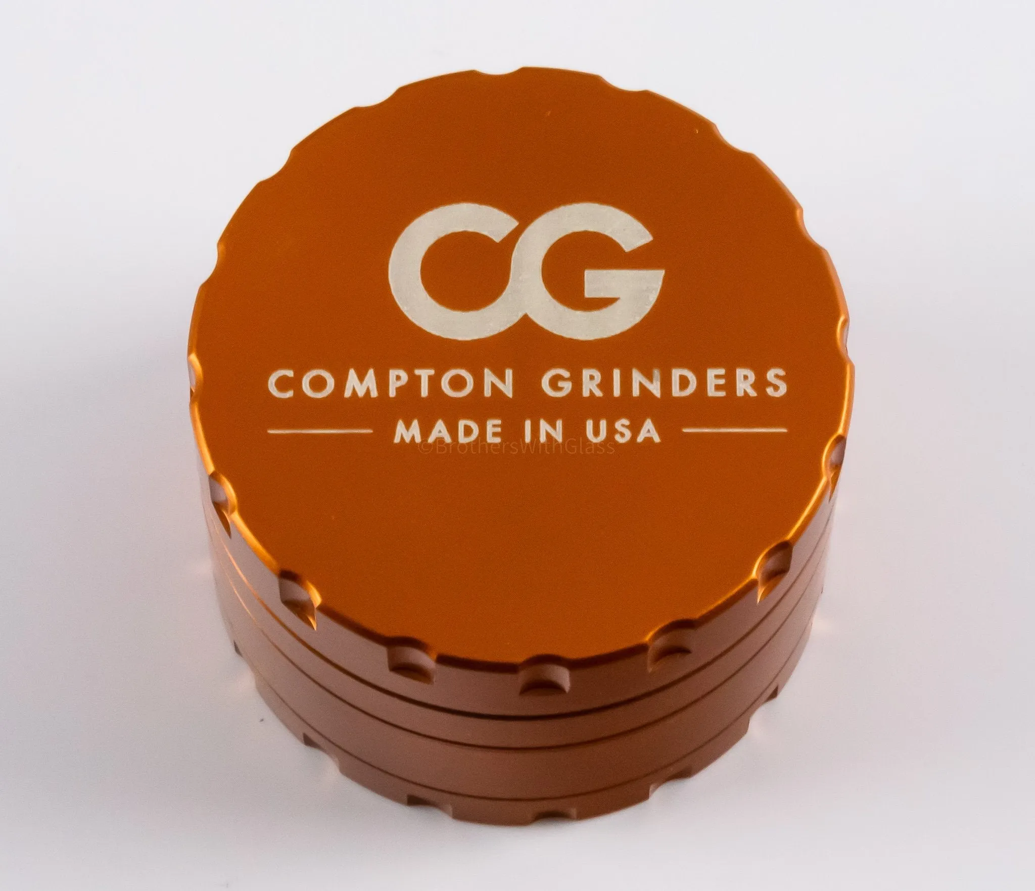 2 In Compton Grinders Small 4 Piece Grinder with Bonus Tool