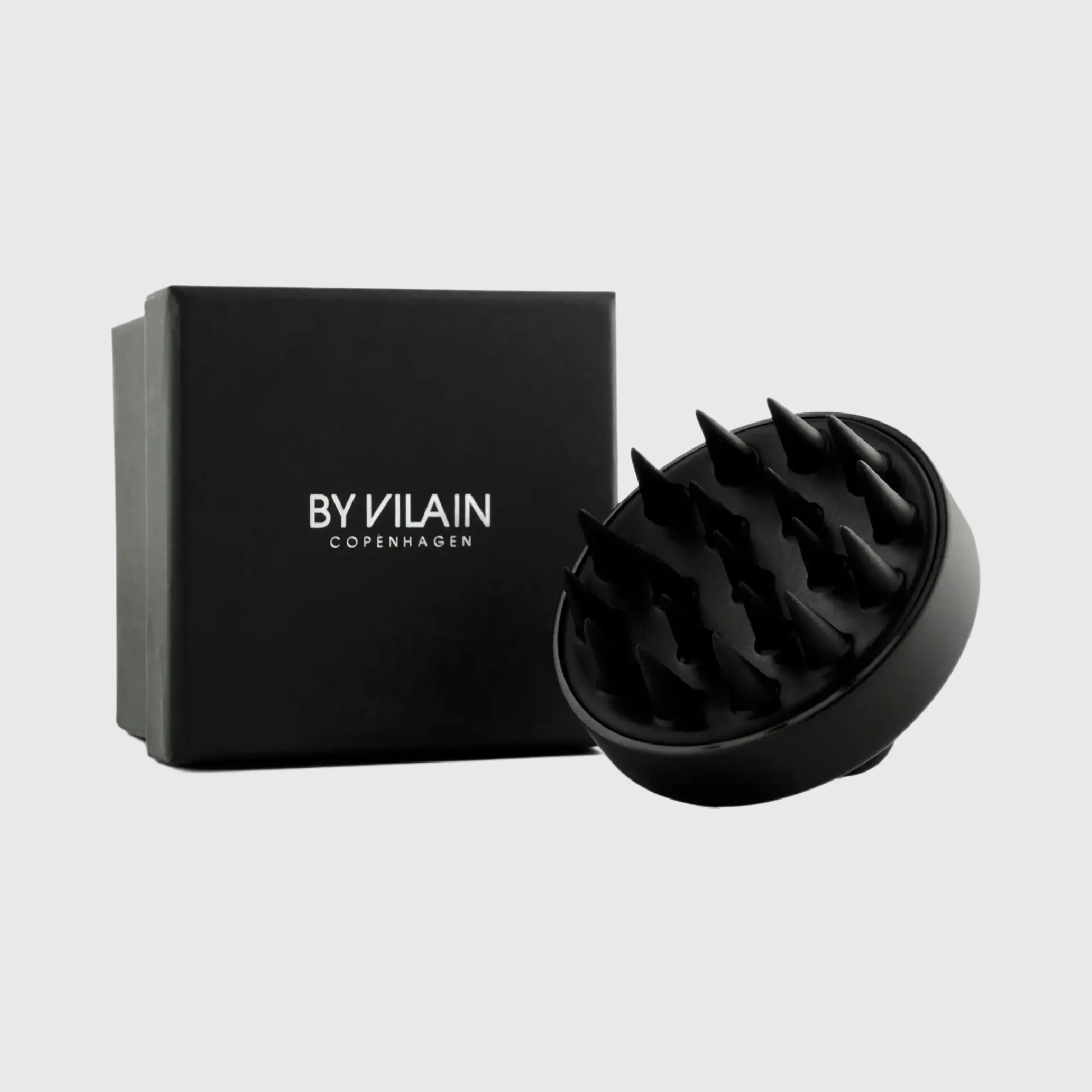 By Vilain Shampoo Brush