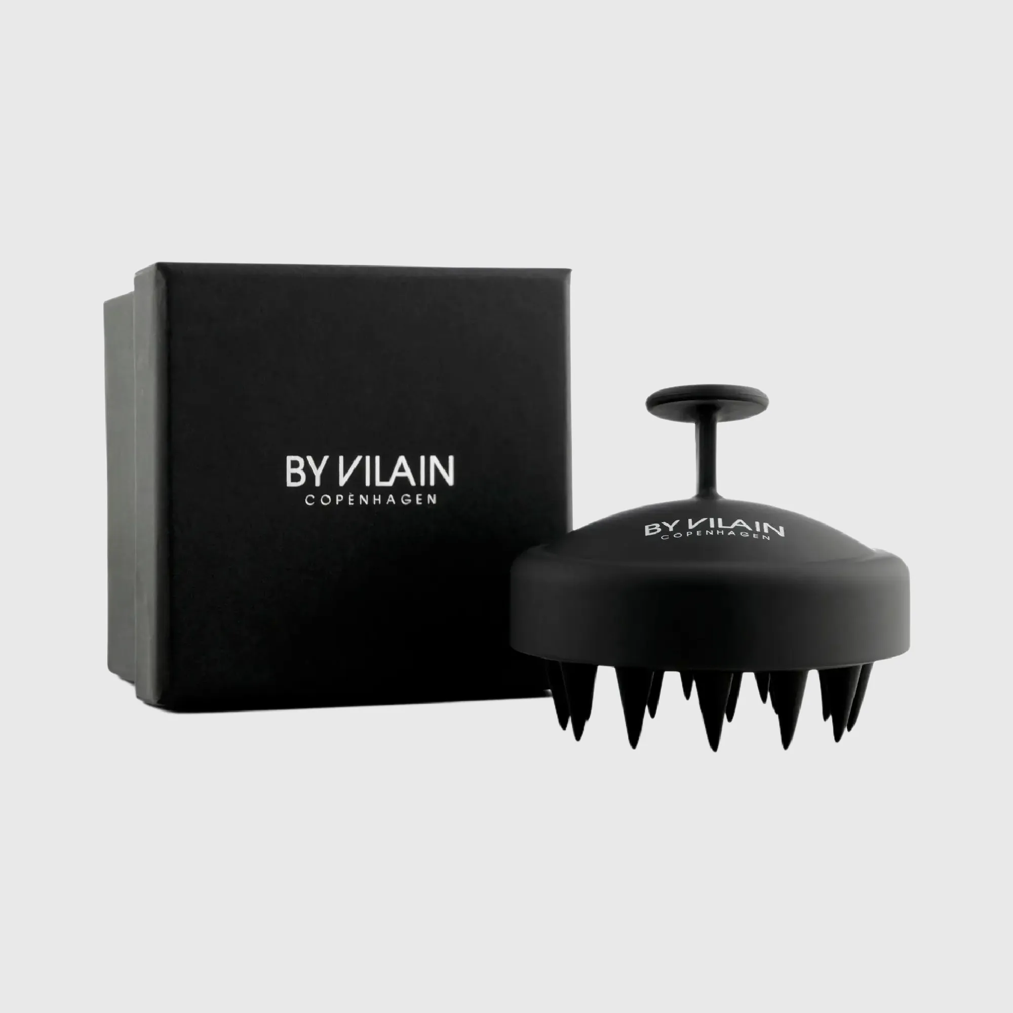 By Vilain Shampoo Brush