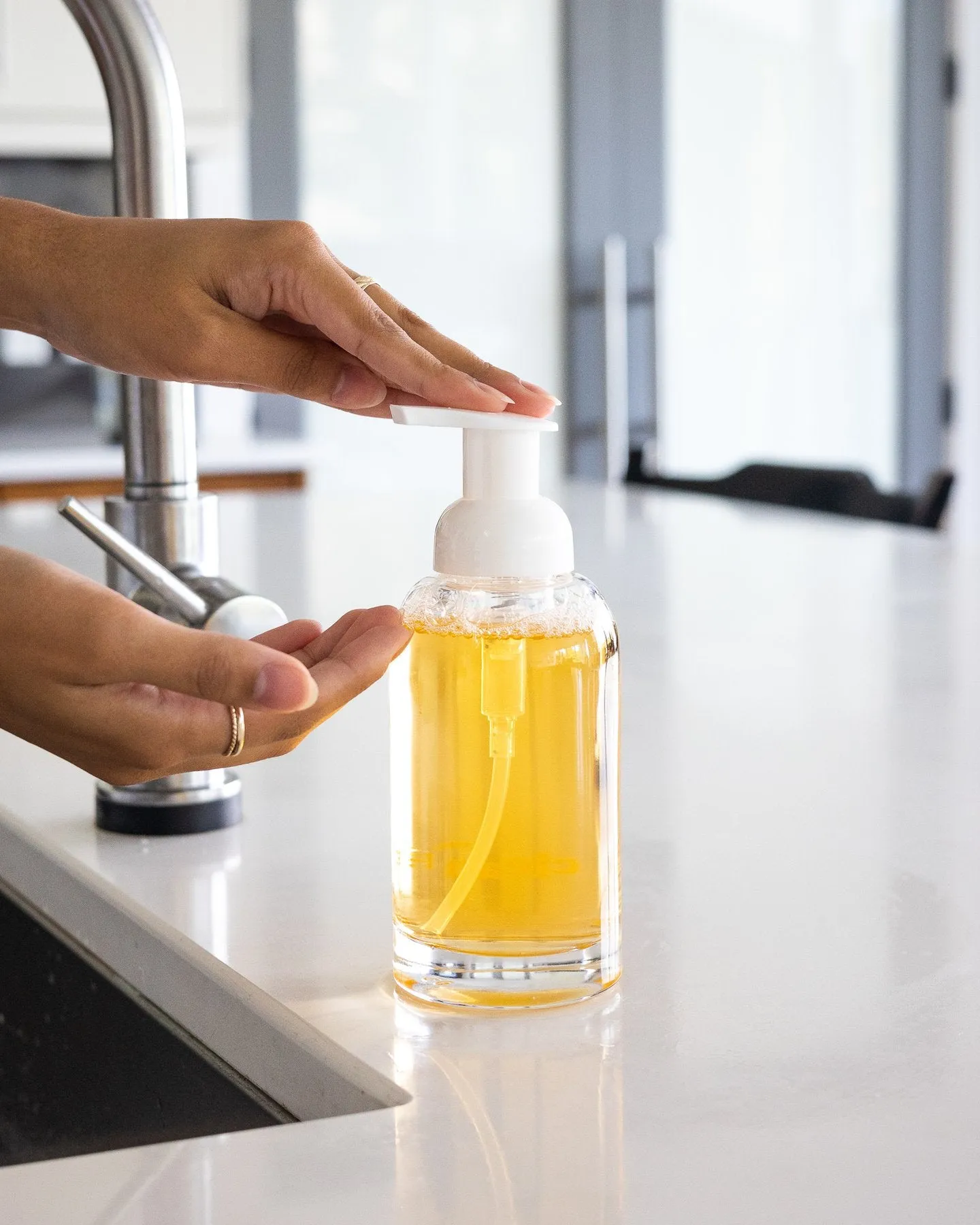 Nature Bee Clean - Refillable Cleaning Starter Kit